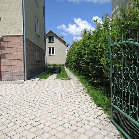 Hostynna Sadyba Lishnya Extérieur photo